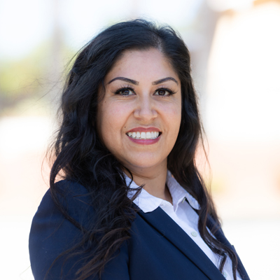 Maribel De La Rosa- Villa, Volunteer Coordinator