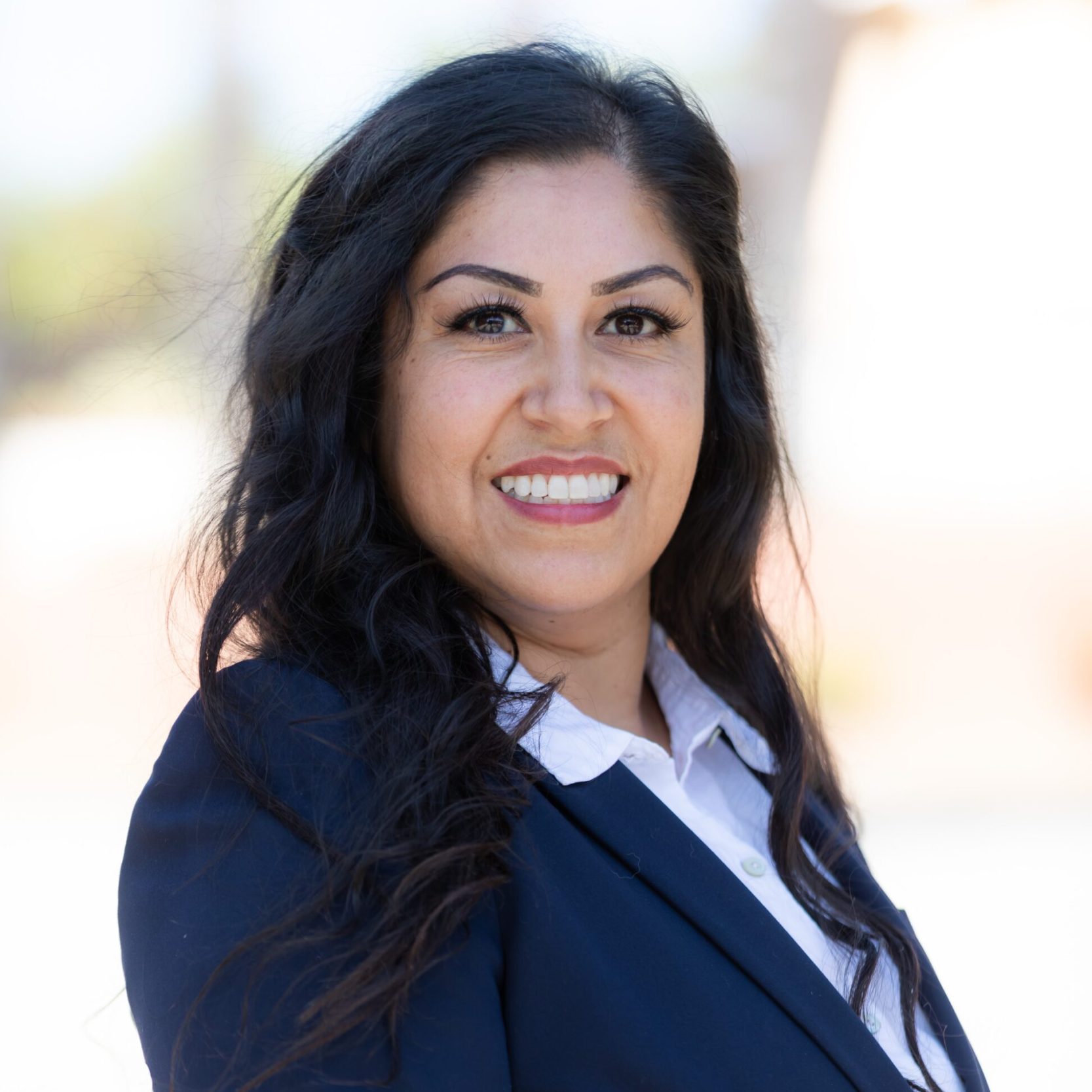 Maribel De La Rosa Villa Headshot